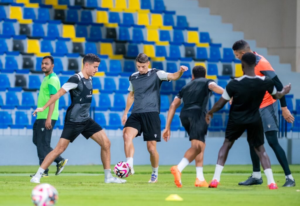 Al Taawoun Training session_ Al Taawoun vs Al Ettifaq Live score_ Proleaguefootballsaudi.com