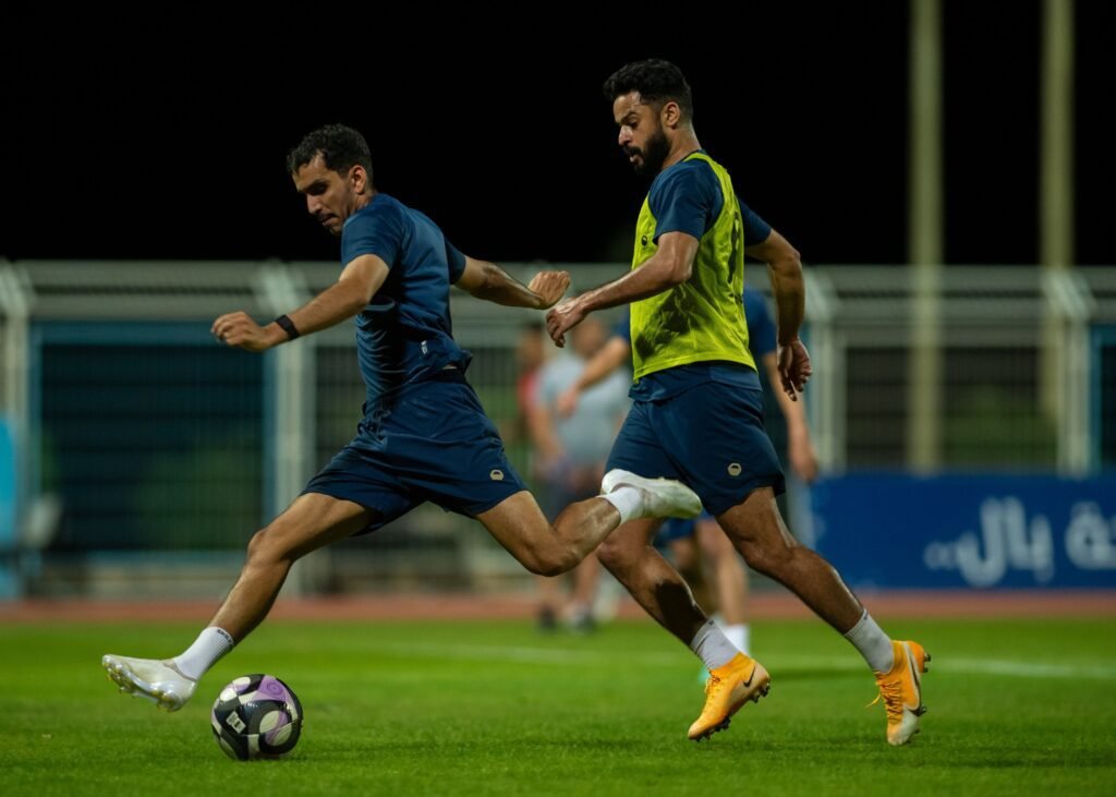 Al Akhdood Training_ Al Akhdood vs. Al Orobah Live score_ Proleaguefootballsaudi.com
