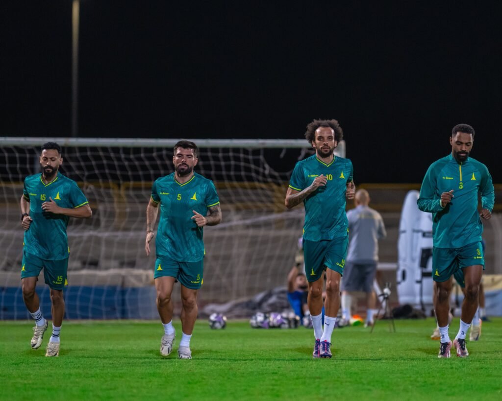 Al Khaleej Training_ Al Khaleej vs. Al Hilal Live score_ Proleaguefootballsaudi.com