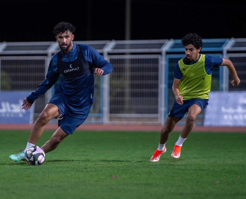 Al Akhdood Training session_Al Akhdood vs. Al Taawoun Live score_ Proleaguefootballsaudi.com