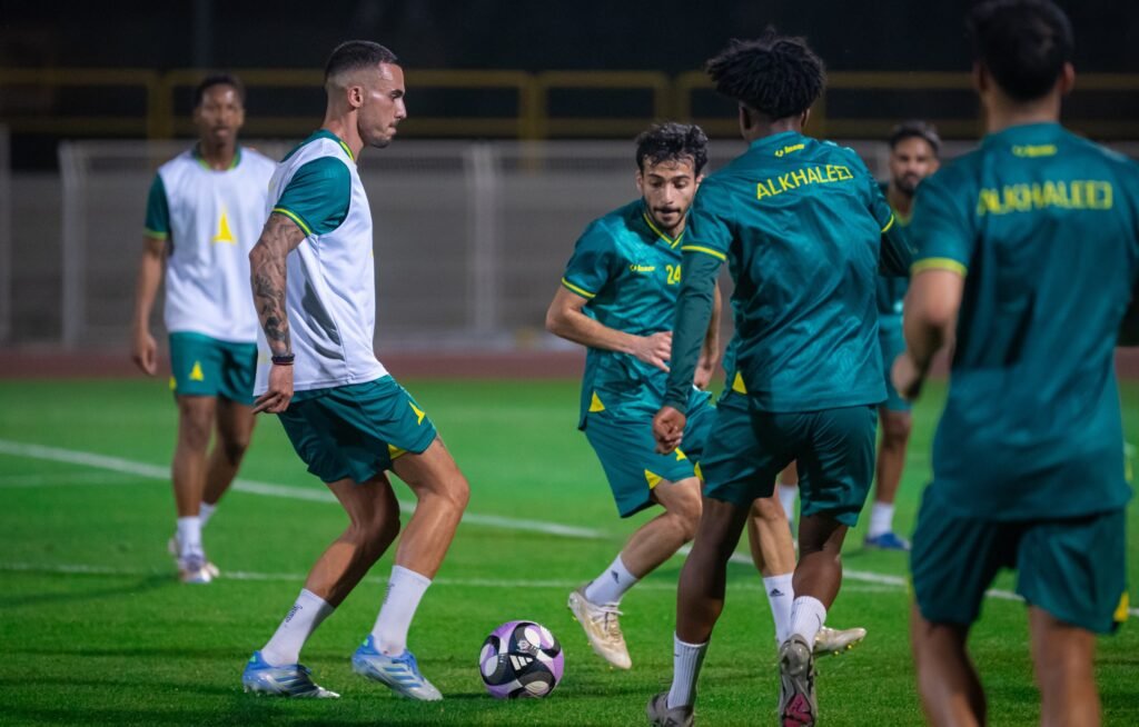 Al Khaleej Training session_ Al Khaleej vs. AL Fateh Live score_ Proleaguefootballsaudi.com