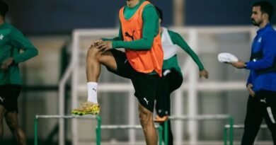 Al Najmah players during a training session ahead of their match against Al Hazem