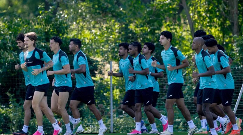 Al Shabab players during a training session ahead of their match against Al Riyadh